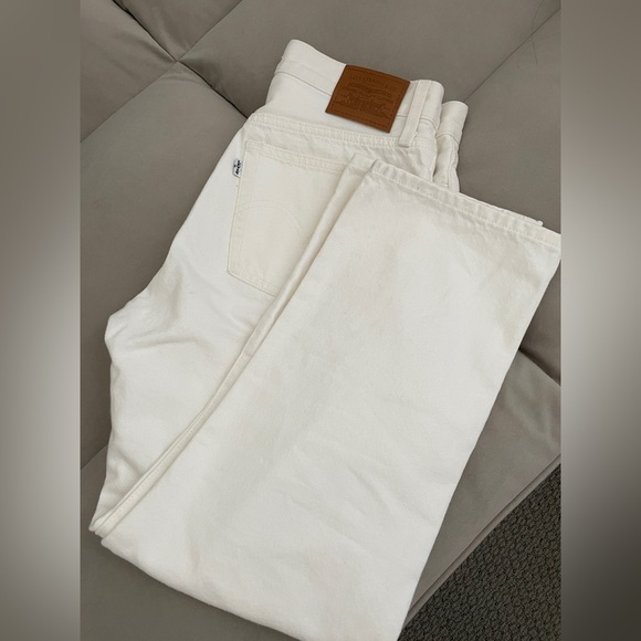 Levi’s Wedgie Straight Fit Jeans - Picture 4 of 5